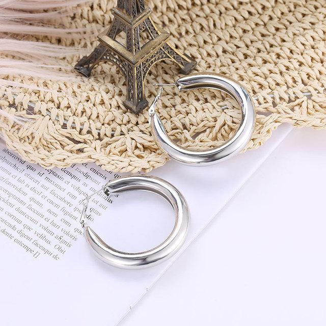 Personality 50 MM Big Gold Hoops Earrings Minimalist Thick Tube Round Circle Earrings for Women Zinc Alloy Trendy Hiphop Rock