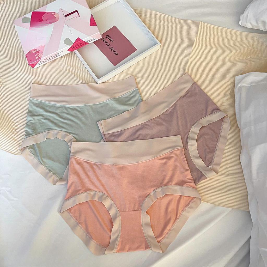 3PCS Seamless Triangular Panties for Ladies - Mid-Waist Design Breathable & Comfortable Ideal for Everyday Use