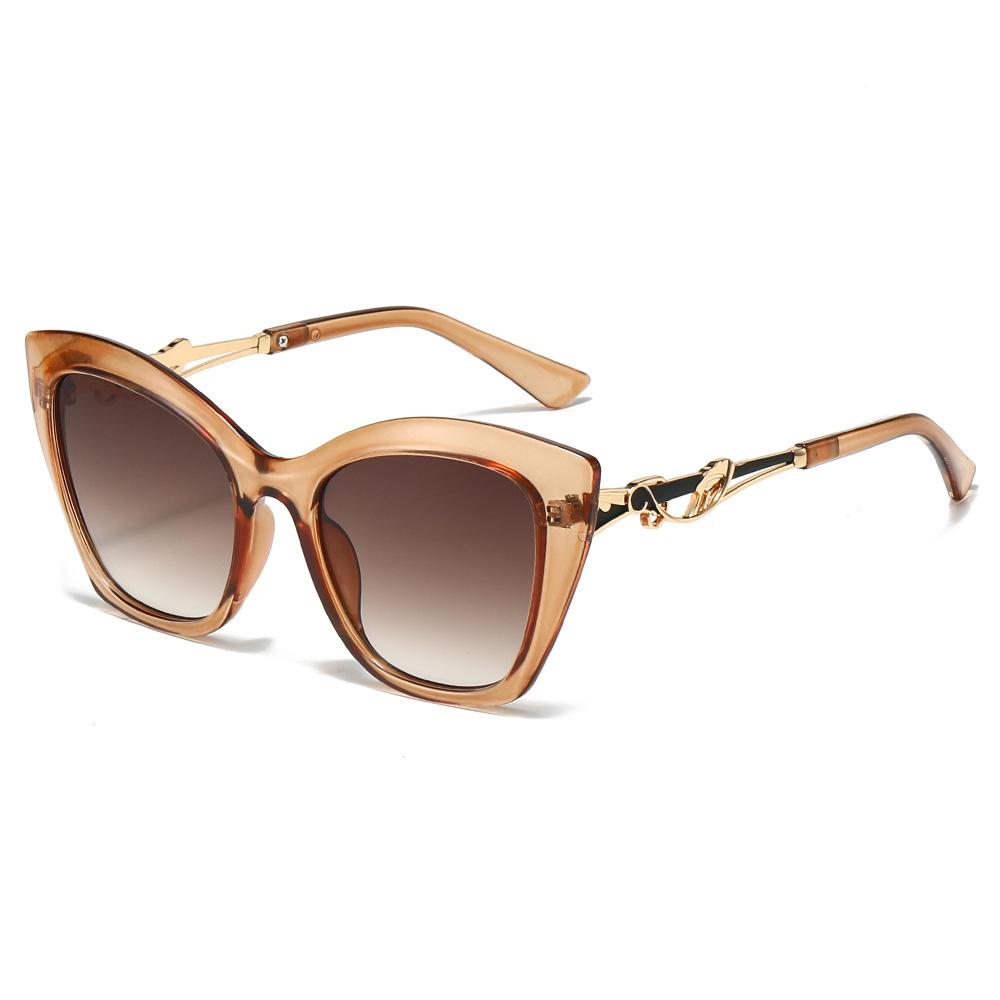 New Retro Gradient Cat Eye Women Sunglasses UV400 Personality Irregular Color Frame Trendy Glasses for Men and Women