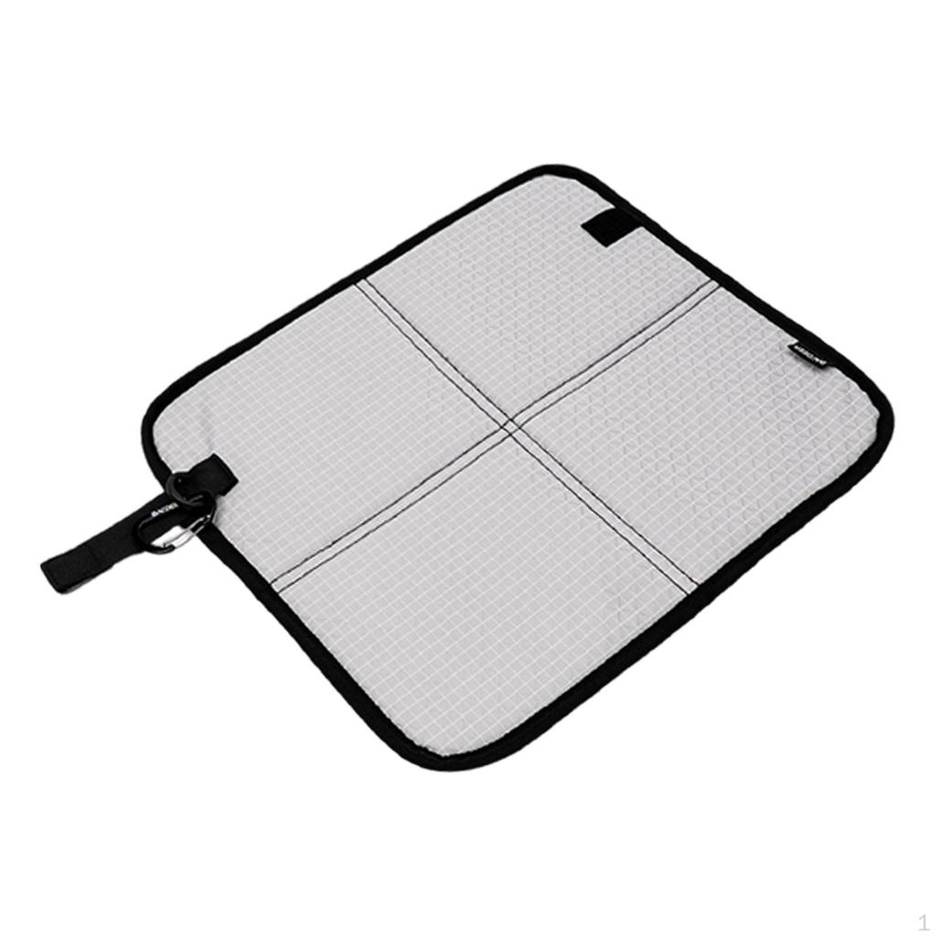 600D Oxford Waterproof Sitting Mat 35x31x1cm Versatile with Carabiner Ground Portable for Picnic