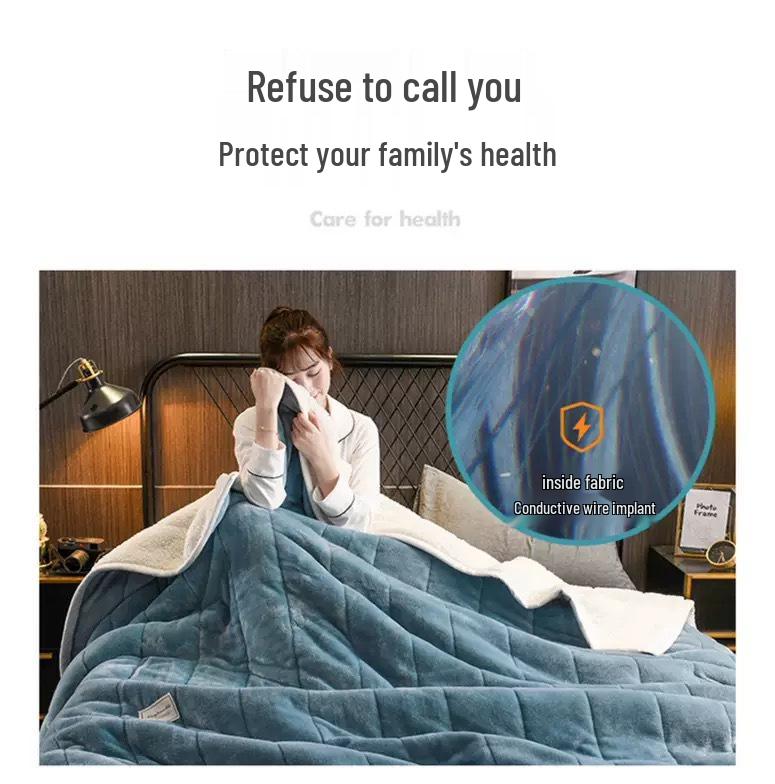 Cozy Three-Layer Flannel and Sherpa Blanket for Autumn and Winter