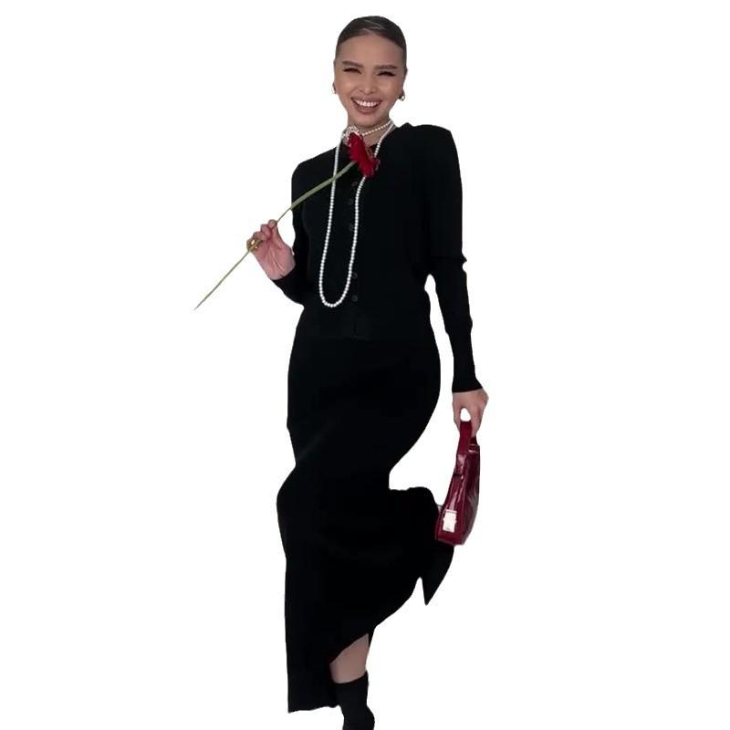 2024 Осень Женский Однотонный Приталенный Вязаный Топ и Юбка Комплект