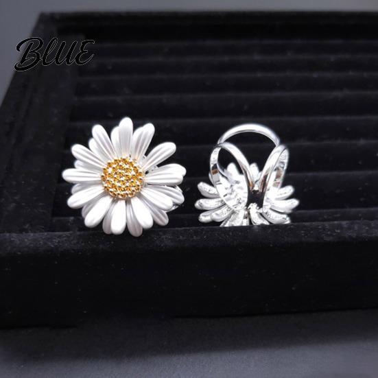 Flower Brooch Women Sparkling Rhinestones Chrysanthemum Shape Lapel Pin Sophisticated