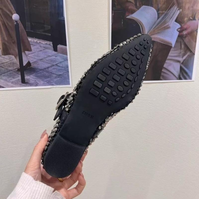 Мода Новинка 2025 Роскошная Хрустальная Обувь Серебристые Женские Балетки Женская Мода Стразы Мелкие Женские Балетки с Острым Носком