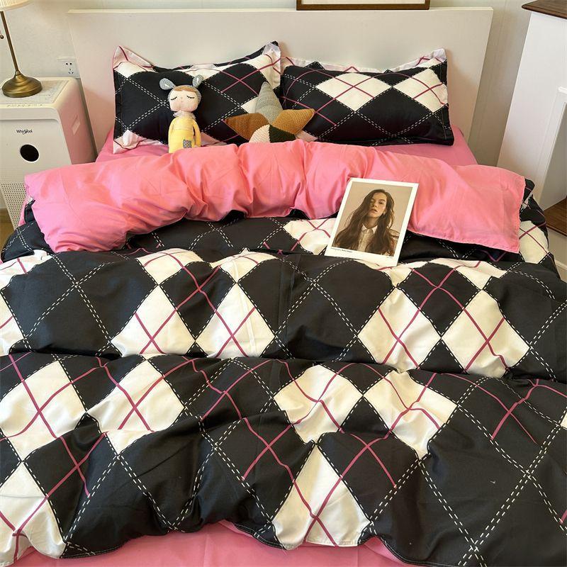 Комплект из четырех стеганых одеял для общежития из стираного хлопка с рисунком в виде милой девушки в виде сердца, комплект из трех простыней