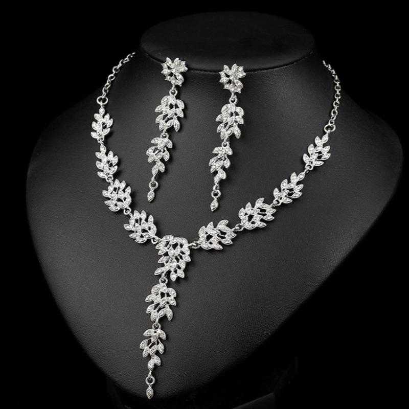 GemChic Women's New Vintage Alloy Branch Crystal Rhinestone Collarbone Pendant Necklace Earrings Two Piece Set Birthday Christmas Jewelry Gift