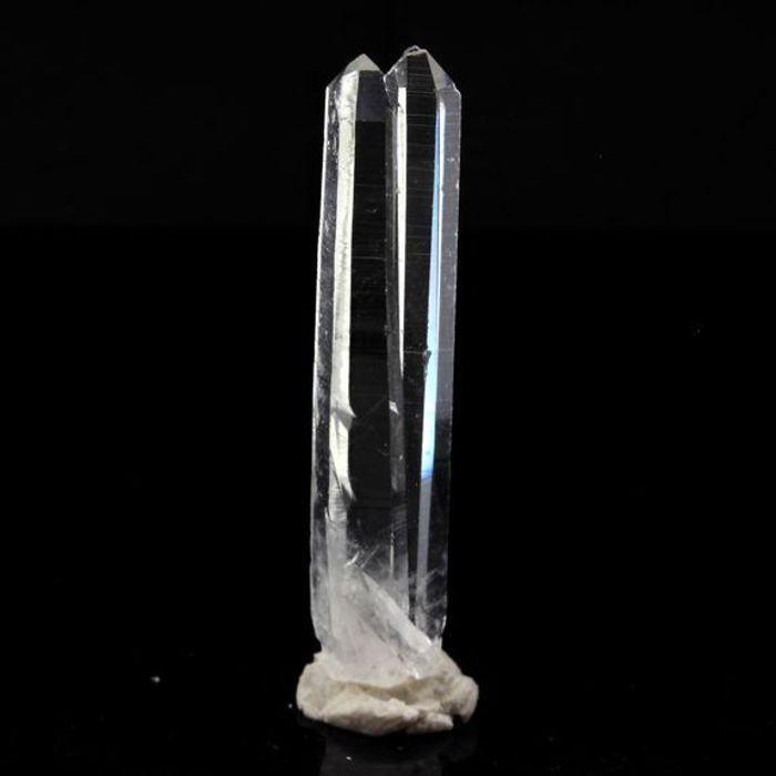 Pierres et Minéraux. Quartz. 17.06 ct. La Gardette Mine, Bourg d'Oisans, Isère, France.