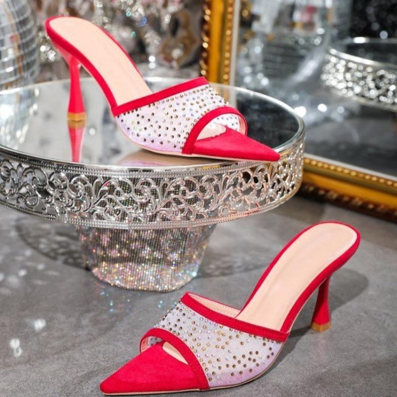 Женские тапочки на высоком каблуке, женские сексуальные вечерние босоножки со стразами, летние 2024, новые шлепанцы, туфли-лодочки, модные шлепанцы с острым носком