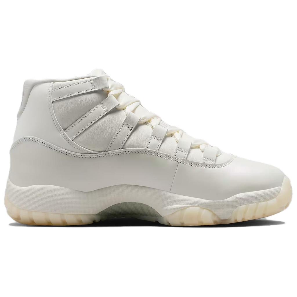 (WMNS) Air Jordan 11 Retro 'Pearl' Women's AR0715-110