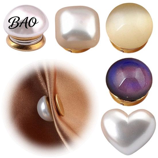 Multi Purpose Clothes Button 2Pcs Faux Pearl Magnetic Button, Fake Cat Eye Stone Brooch Decorative Scarf Safety for Shirts Shawl, Clothing Magnet