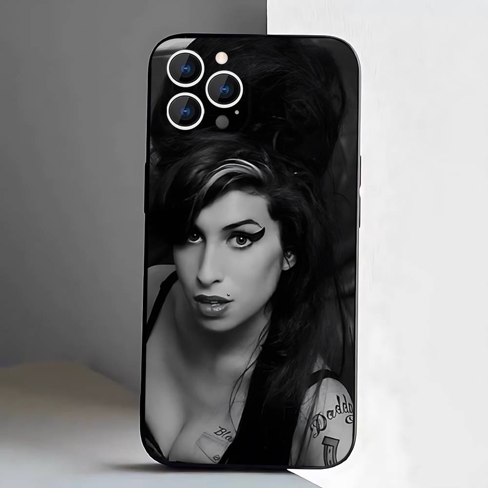 Чехол для телефона Amy Winehouse Для iPhone 17,16,15,14,13,12,Pro,Max,Plus,E,SE4,Air,Mini Черный Мягкий Короб