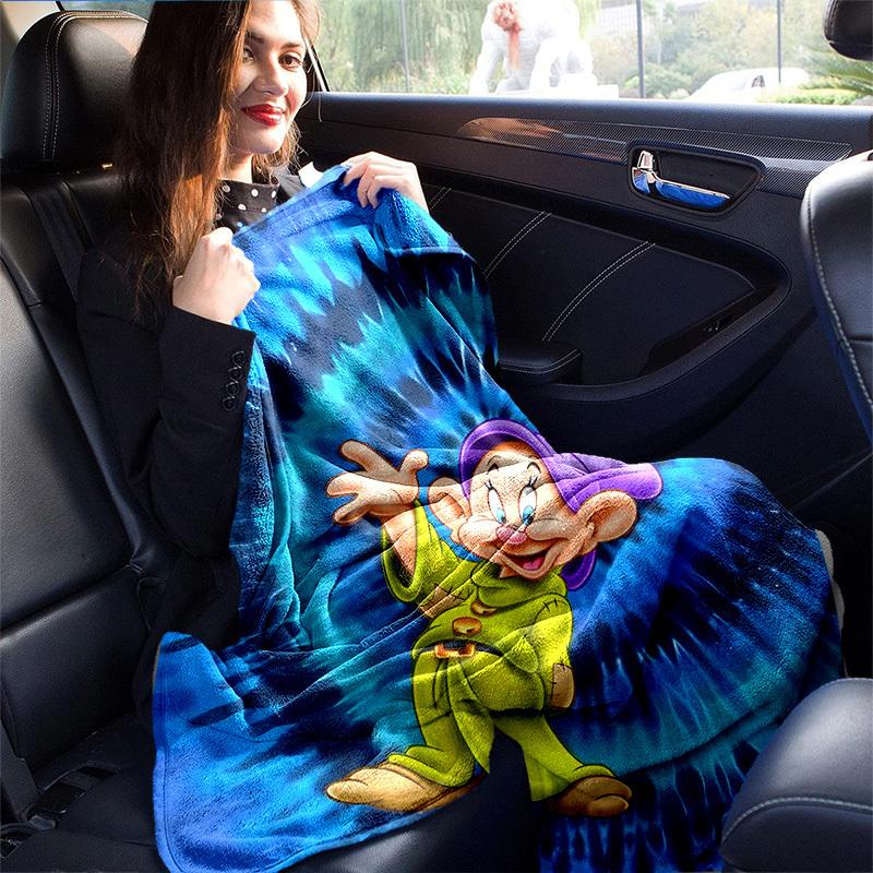 1pc, Disney Snow White Dopey Character Tie Dye Home Decor Throw Blanket Perfect for Couch, Bed, Travel