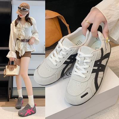 Красные женские осенние новые осенние универсальные спортивные и повседневные маленькие белые женские туфли кеды