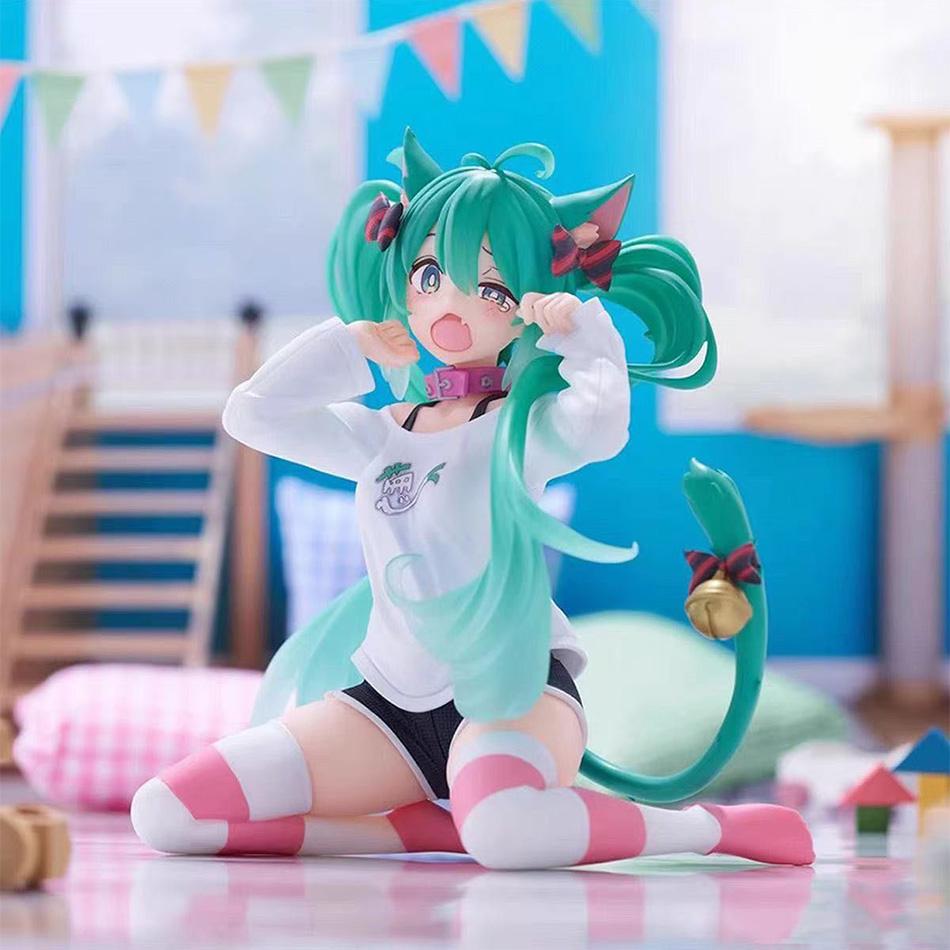 Anime Hatsune Miku doll model cartoon adorable tabletop decoration fit designed for car dashboard decoration adorable holiday present