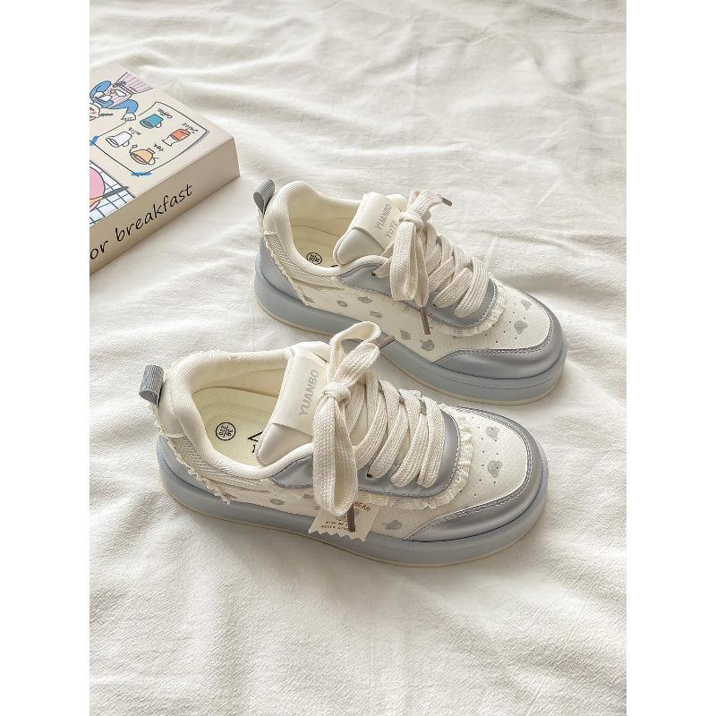 Маленькие белые туфли на толстой подошве женские студенческие 2 новые универсальные дышащие повседневные кеды туфли-батон женские