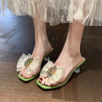 Мода 2025 Летняя обувь Женские туфли-лодочки Модная обувь для вечеринок Обувь с хрустальным бантом Брендовые туфли на каблуке со стразами Большой размер 42 Разноцветные