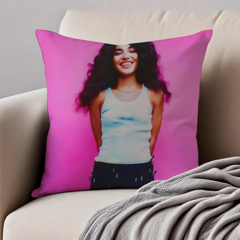 Graceful Jazzy pop Singer OOlivia Dean Cushion Cover Pillowcase Antidustmite Invisible Zipper Short Plush Sofa Cushion