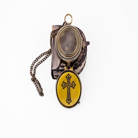 5.08 Cm Cross Sign Brass Working Compass with Leather Cover Gift for Him, Nautical Collectible, Adventure Tool, Father's Day Gift, Traveler