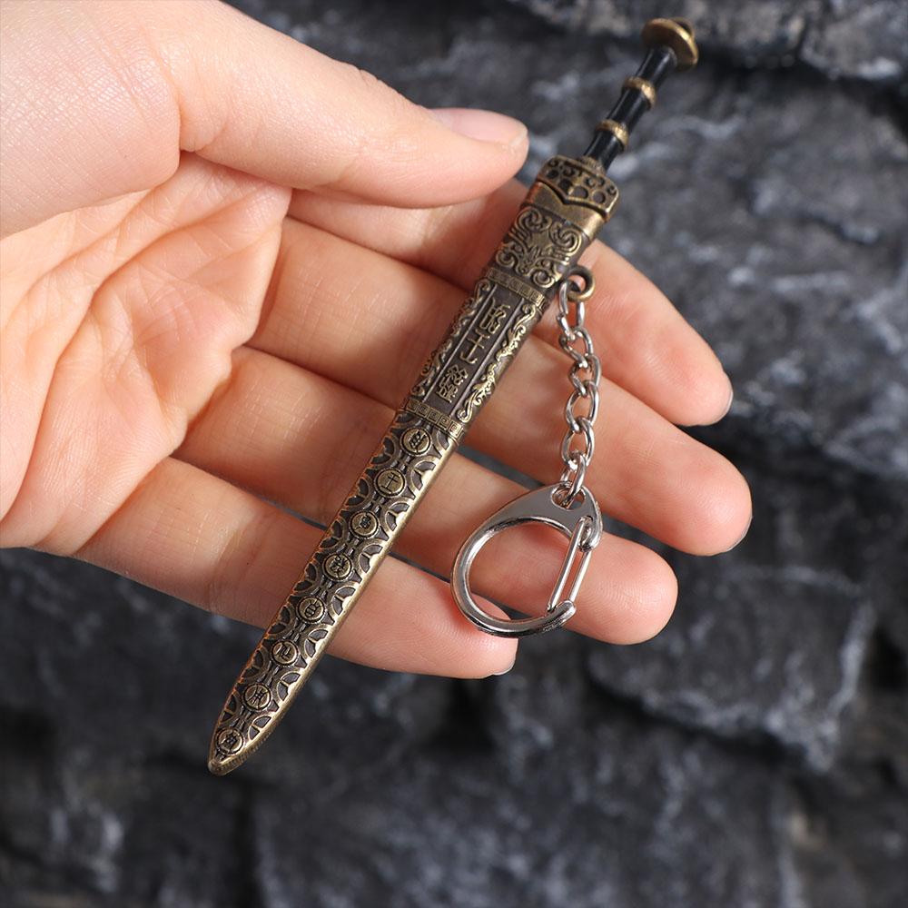 Ancient Mini Sword KeyChain Zinc Zinc Zinc Alloy Scabbard Key Ring Weapon Model Weapon Key Chain Women