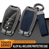 Новый кожаный чехол для ключей из цинкового сплава для Toyota CHR Hilux Fortuner Land Cruiser 200 Camry Corolla Crown RAV4 Highland