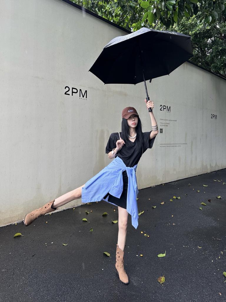 Star Hollow Western Cowboy Boots Women's 2025 Summer New Models Yesterday Ancient Square Head Thick Heel Knight Boots Brown Short Boots