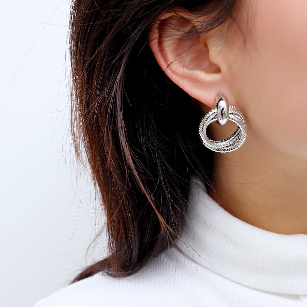 Women Fashion Simple Double Twisted Ring Personality Cold Wind Thread Business Earrings