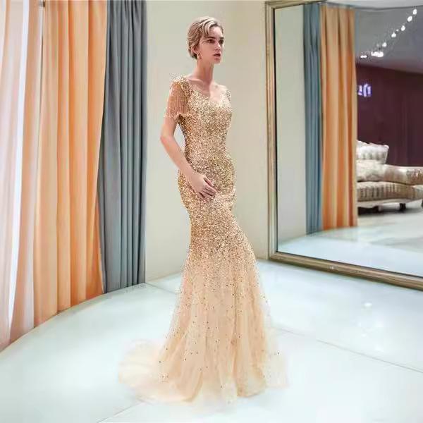 Летняя новая европейская и американская женская одежда сексуальное платье с открытыми плечами и рукавами платье с бронзированием без рукавов с V-образным вырезом, длинное платье