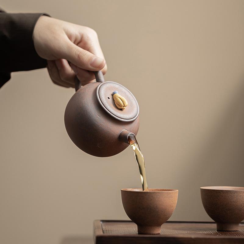 Old Rock Mud Ceramic Teapot Chinese Kung Fu Tea Set for Home Brewing Small Coarse Pottery Retro Style Single Pot Tea Maker
