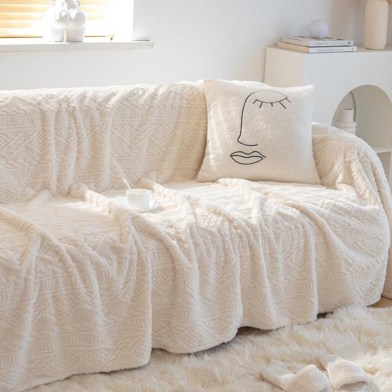 Winter High-grade Plush Sofa Cover Towel Full Cover Cloth Cat Scratch Blanket Simple Modern Sofa Cushion Universal Cover