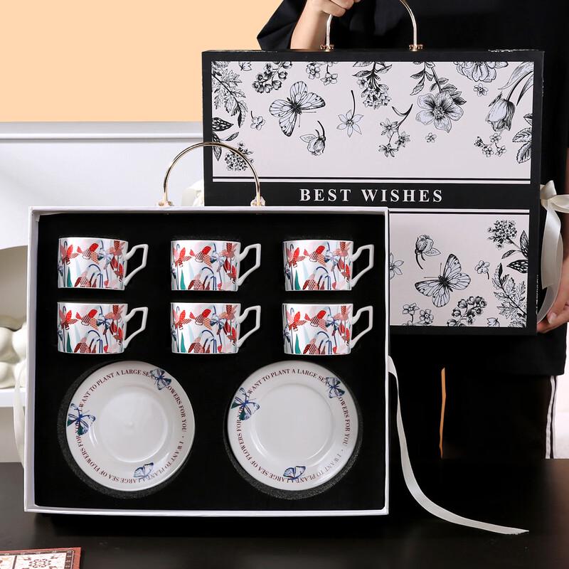 Керамический набор из 4 чашек и блюдец Lujiazui