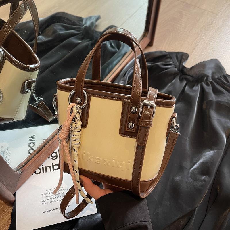 Handbag New Fashion Casual Shoulder Bag Versatile Messenger Bag