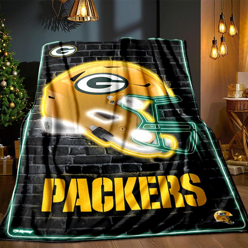 Green Bay Packers Logo Blanket Outdoor Flannel Blanket for Camping, Hiking, Garden Parties, Picnic Essentials,gift for family and friends