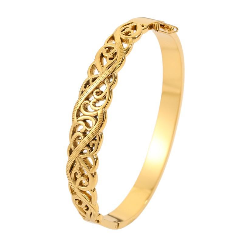 Vintage stainless steel bracelet with new hollow pattern clasp, women's bracelet, European and American fashion irregular jewelry