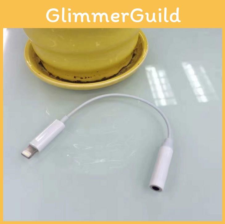 Переходной кабель с разъемом 3,5 мм на Lightning белого цвета для iPhone 7 / 7 Plus