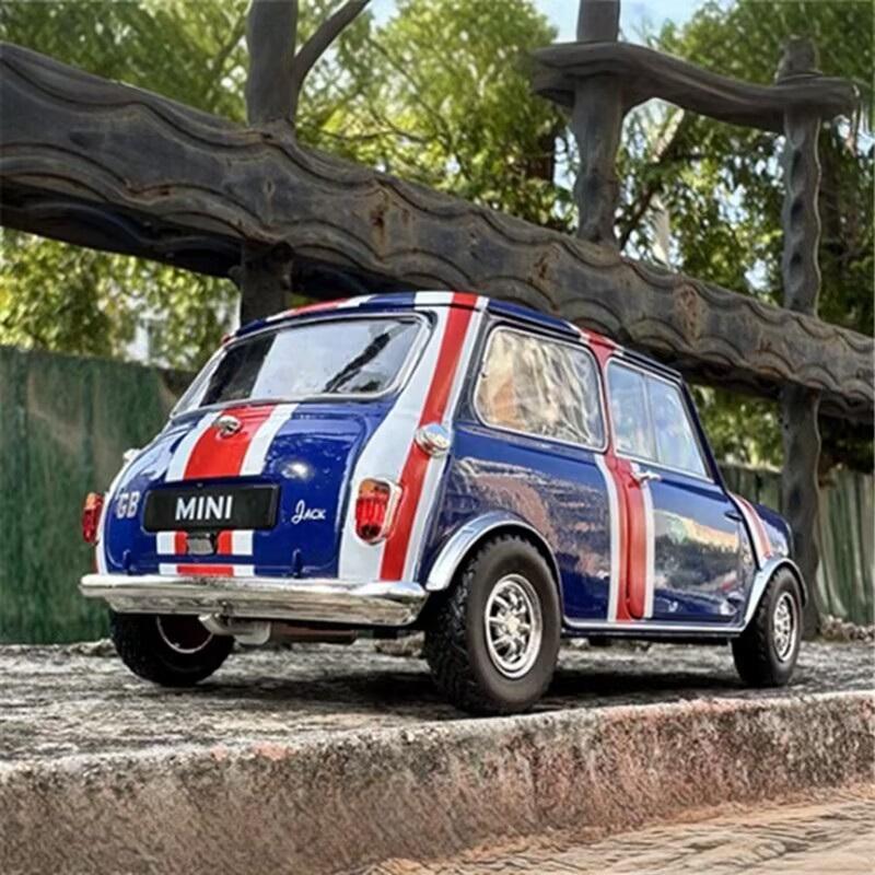 1:18 Морис Мини Купер МК1 Раллийный Сплав Гоночный Автомобиль Модель Литьевой Металл Путешествия Внедорожники Модель Автомобиля Симуляция Подарки для Детей