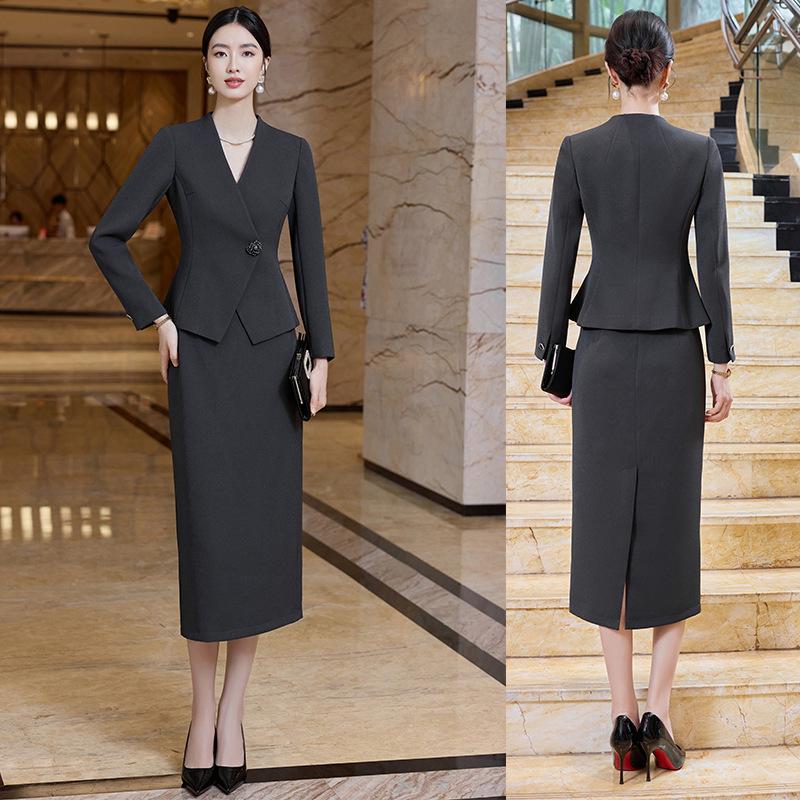 Elegant Apricot Women's Blazer Set: Chic Street Style, High-End Professional Suit