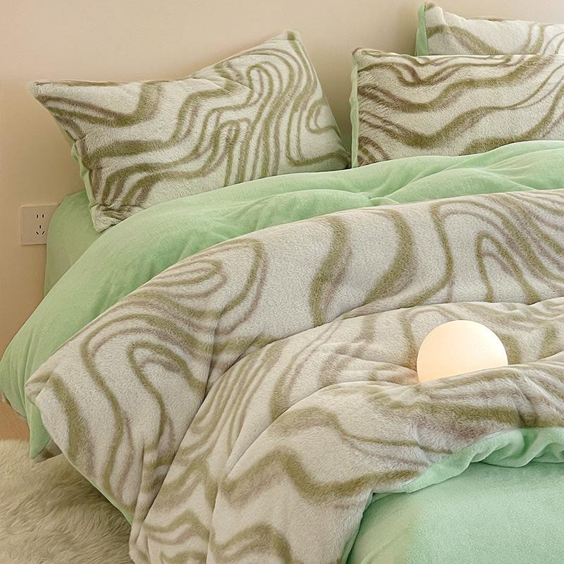 Rabbit Fleece Four-Piece Set, Thickened Milk Fleece Quilt Cover, Coral Fleece Bed Sheet Quilt Cover, Fleece Bedding