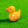 12 шт. Миниатюрная фигурка утки с цветком, желтая, белая, статуэтка из смолы, миниатюрное украшение в виде животного, украшение для дома, офиса, рабочего стола, аксессуары для кукольного домика