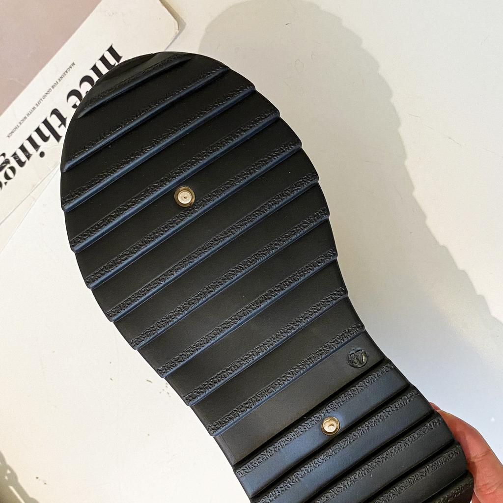 New Sneakers Women Spring New Thick-soled Round Toe Platform Womens Shoes Fashion Breathable Lace Casual Lady Shoes