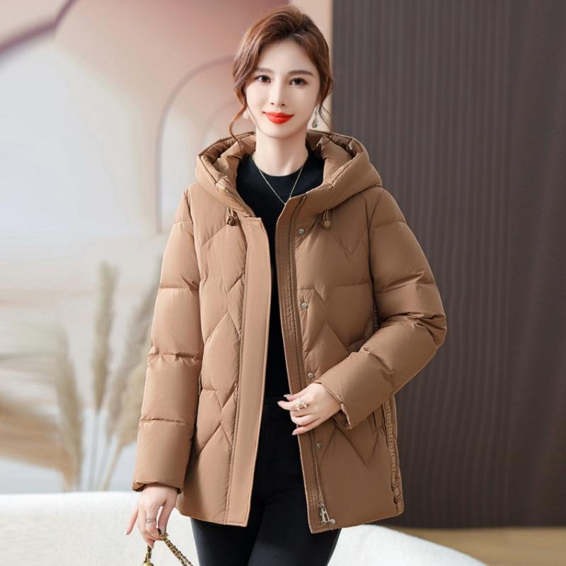 Зимняя одежда для матери среднего возраста, пуховик, новая модная маленькая кофточка, уменьшающая возраст, осенне-зимнее пальто для женщин среднего и пожилого возраста
