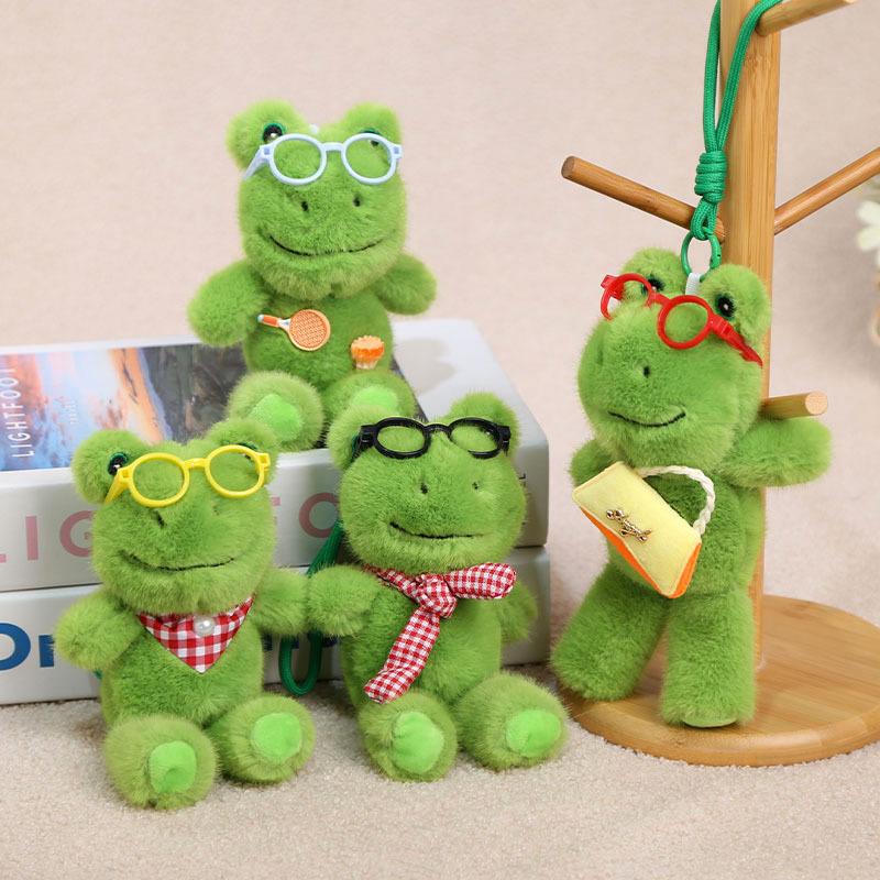 Charming Plush Frog Keychain Cute Stuffed Animal Accessory for Bags and Gifts