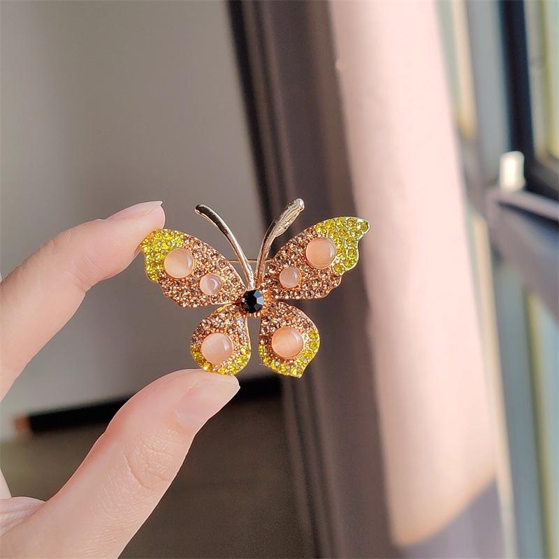 Creative Rhinestone Butterfly Brooch Femininity Fashion Coat Pin Pin Brooch Accessories