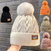 Зимние шерстяные шапки с буквами, женские корейские модные теплые вязаные шапки, защитные шапки для ушей