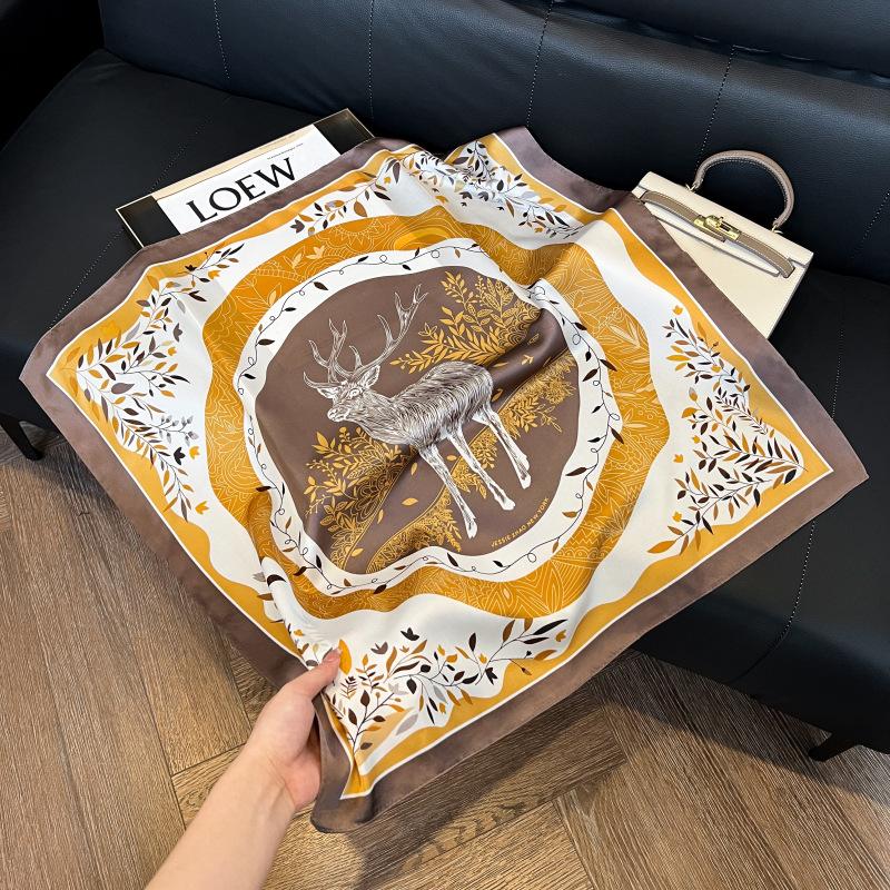 Korean cashew flower silk scarf triangle scarf women's stacking wear accessories jeans belt travel matching shirt scarf headscarf