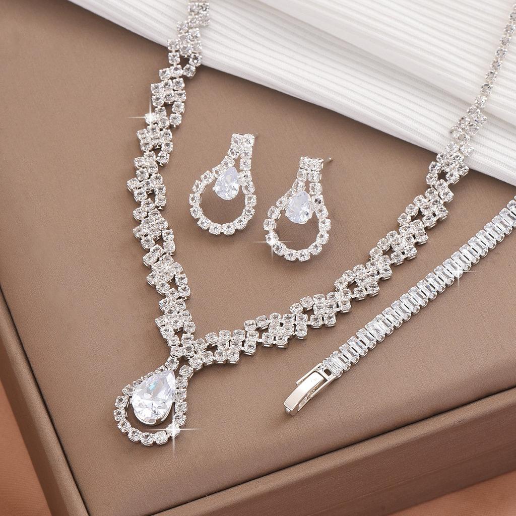 Fashion Bare Diamond Zircon Necklace Earrings Bracelet Women'S Set Super Flash Full Diamond Three-Piece Set