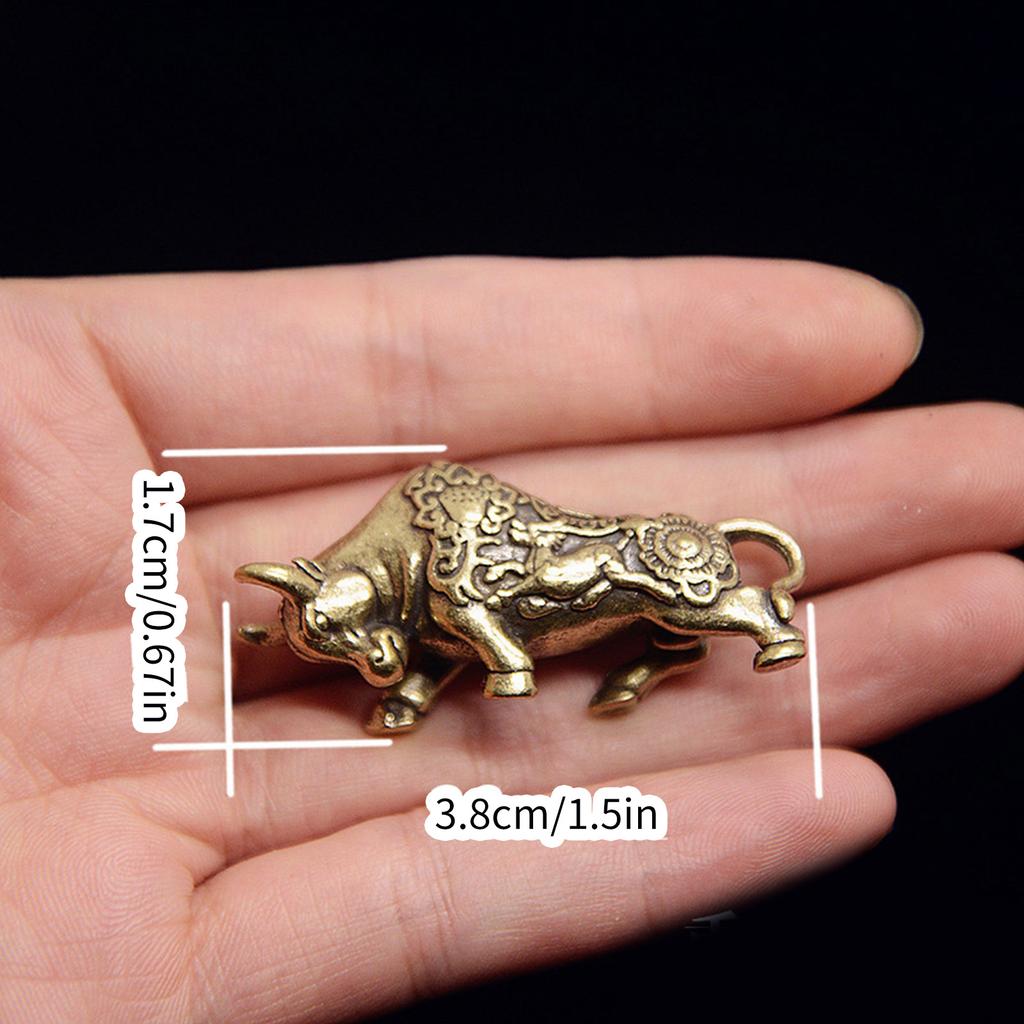 Brass Bullfighting Statue Miniature Ornament for Home and Office Decoration Lucky Wealth Symbolism Animal Figurine Gift