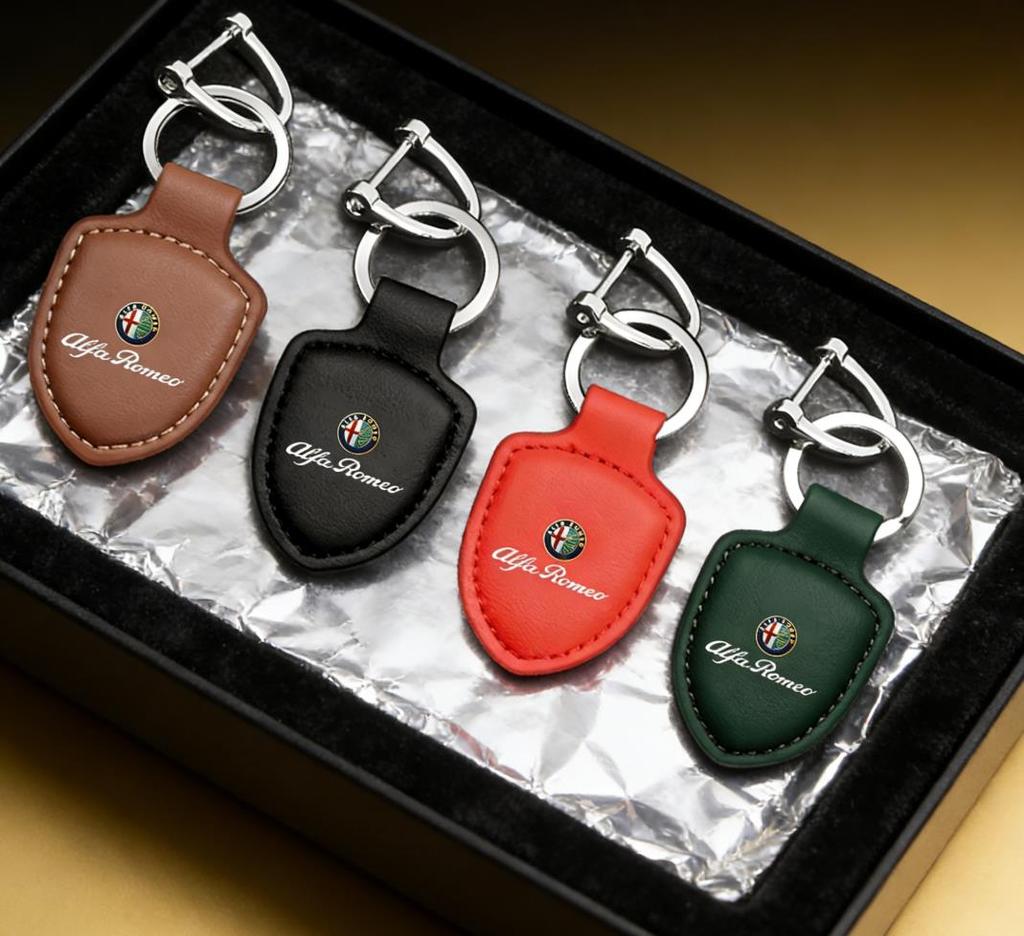 CQSUV1 Leather Car Keychain Key Ring For Alfa Romeo 159 156 147 Mito Giulia Giulietta Tonale Stelvio 8C Volante Accessories