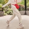 Li Ning Daily Prosperity Series однотонные повседневные трикотажные спортивные брюки с манжетами женские брюки цвета не совсем белого AKLU028-4