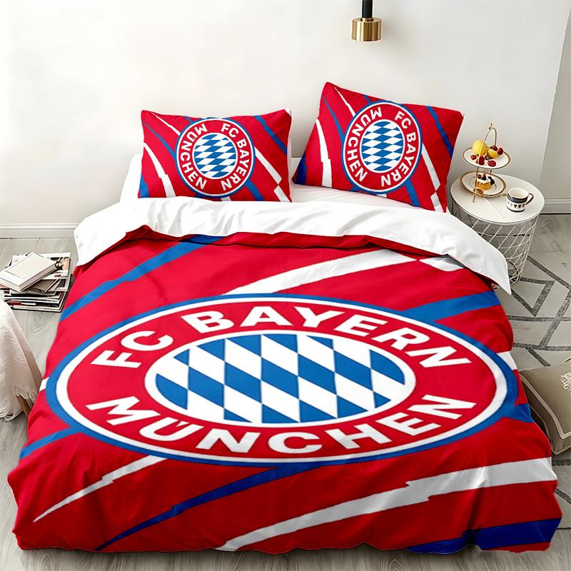 Комплект из 3 предметов FC Bayern Munchen Идеально подходит для спальни Удобный комплект постельного белья включает пододеяльник и две наволочки Идеальный подарок на день рождения или Рождество