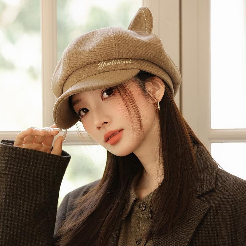 Шапка Осень и Зима Женская Милая Вышитые Буквы Кошачьи Ушки Берет Шляпа Художника